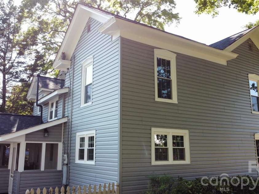 114 Harris Street, China Grove, NC 28023.  MLS# CAR4390519, YatesRealty ID 29848. 