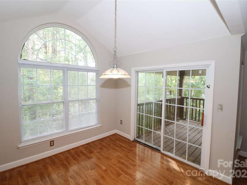 2558 Carya Pond Lane, Charlotte, NC 28212.  MLS# CAR4281647, YatesRealty ID 29848. 