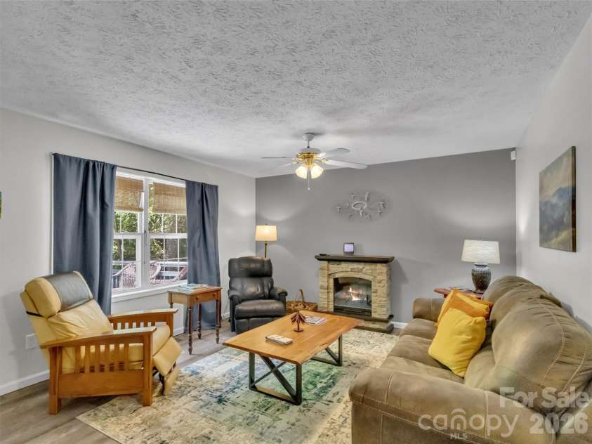 330 Sleepy Hollow Drive, Waynesville, NC 28785.  MLS# CAR4390850, YatesRealty ID 29849. 