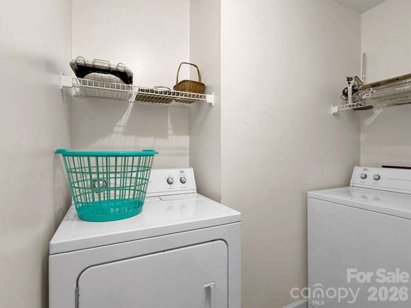 330 Sleepy Hollow Drive, Waynesville, NC 28785.  MLS# CAR4390850, YatesRealty ID 29849. 