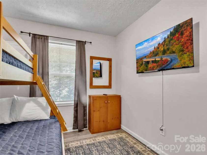 330 Sleepy Hollow Drive, Waynesville, NC 28785.  MLS# CAR4390850, YatesRealty ID 29849. 