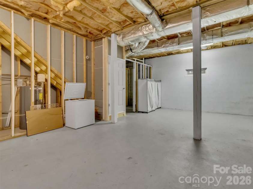 330 Sleepy Hollow Drive, Waynesville, NC 28785.  MLS# CAR4390850, YatesRealty ID 29849. 