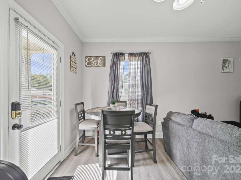 511 Carolina Avenue, Spencer, NC 28159.  MLS# CAR4304467, YatesRealty ID 2985. 