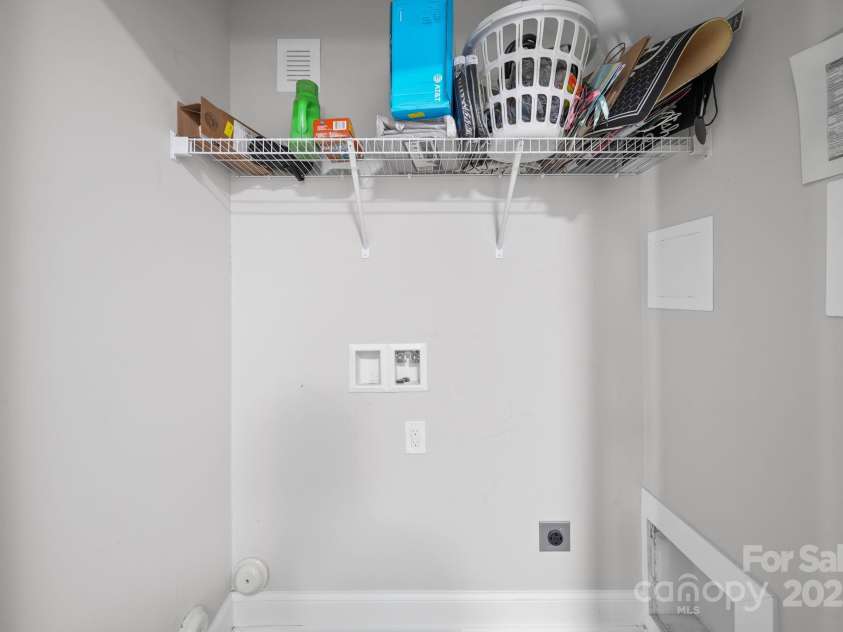 511 Carolina Avenue, Spencer, NC 28159.  MLS# CAR4304467, YatesRealty ID 2985. 