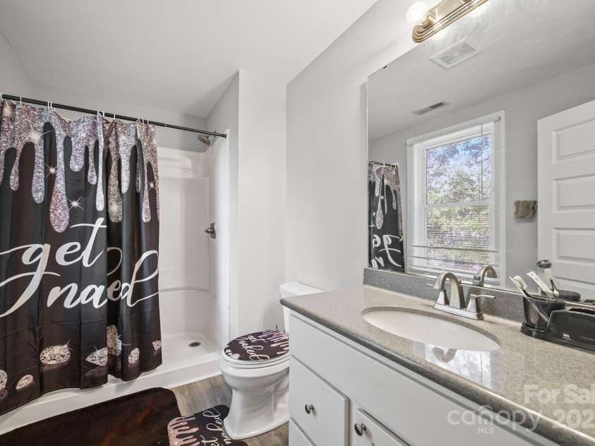 511 Carolina Avenue, Spencer, NC 28159.  MLS# CAR4304467, YatesRealty ID 2985. 