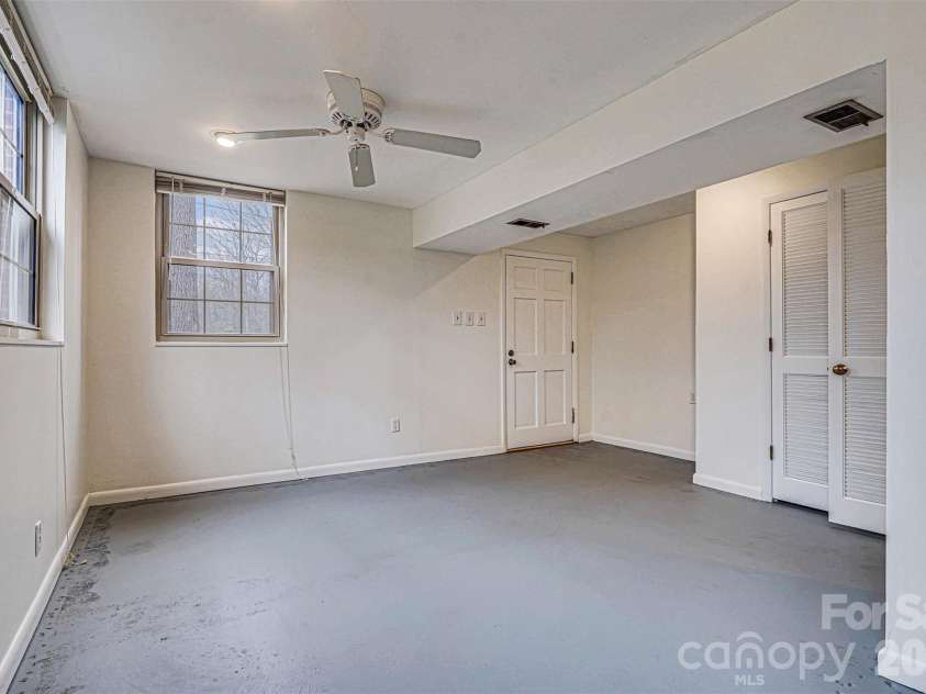 811 Parkwood Road, Shelby, NC 28150.  MLS# CAR4351663, YatesRealty ID 2985. Basement