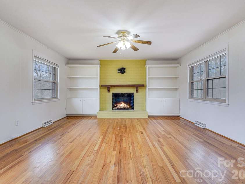 811 Parkwood Road, Shelby, NC 28150.  MLS# CAR4351663, YatesRealty ID 2985. So much character!