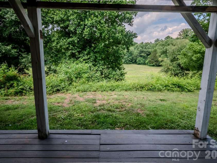 3122 Zion Church Road, Hickory, NC 28602.  MLS# CAR4392212, YatesRealty ID 29850. 