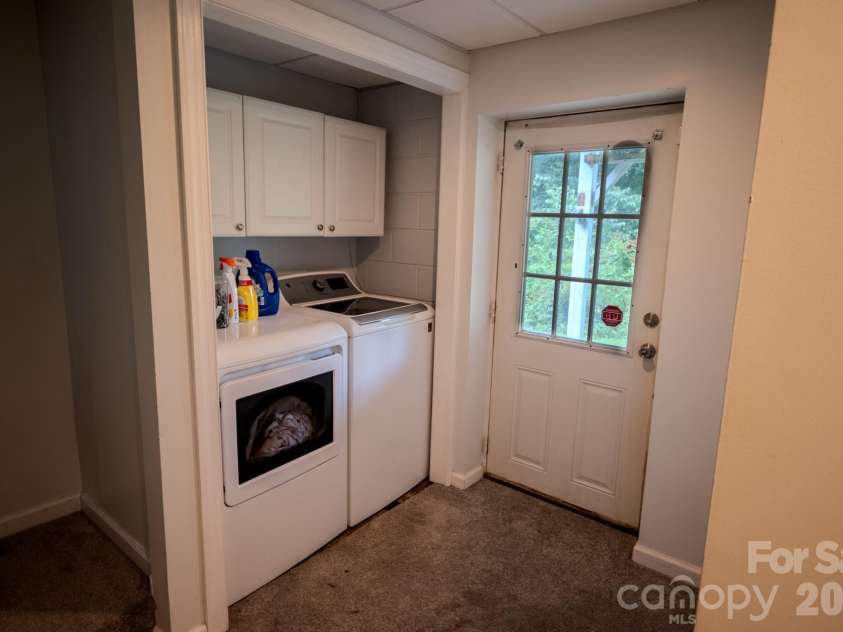 3122 Zion Church Road, Hickory, NC 28602.  MLS# CAR4392212, YatesRealty ID 29850. 