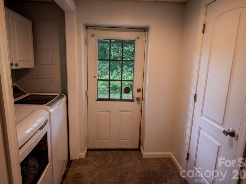 3122 Zion Church Road, Hickory, NC 28602.  MLS# CAR4392212, YatesRealty ID 29850. 
