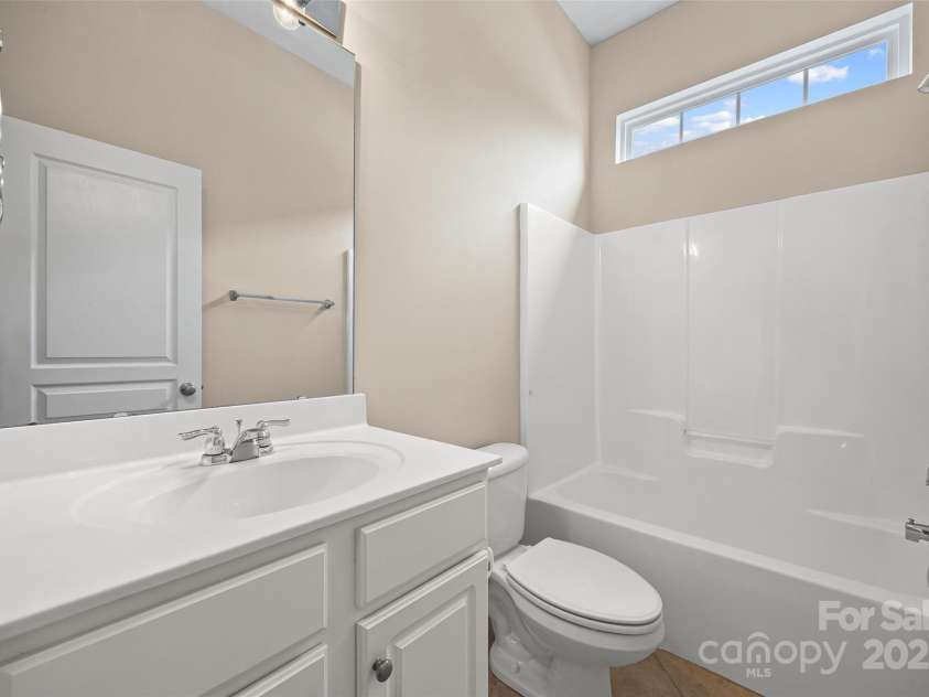 1033 Knob Creek Lane, Tega Cay, SC 29708.  MLS# CAR4249646, YatesRealty ID 29851. 