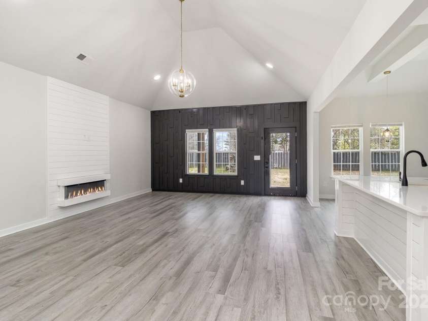 1708 Old Georgia Highway, Gaffney, SC 29341.  MLS# CAR4280695, YatesRealty ID 29853. 