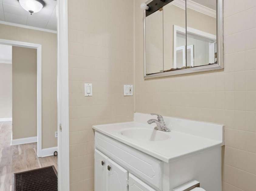 497 Washington Street, Cramerton, NC 28032.  MLS# CAR4391840, YatesRealty ID 29854. 
