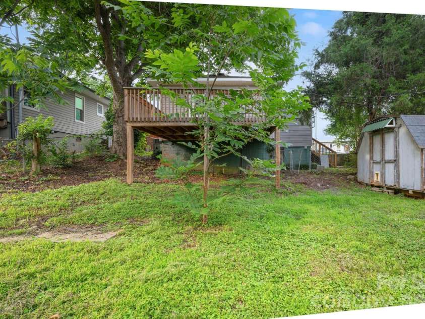 497 Washington Street, Cramerton, NC 28032.  MLS# CAR4391840, YatesRealty ID 29854. 