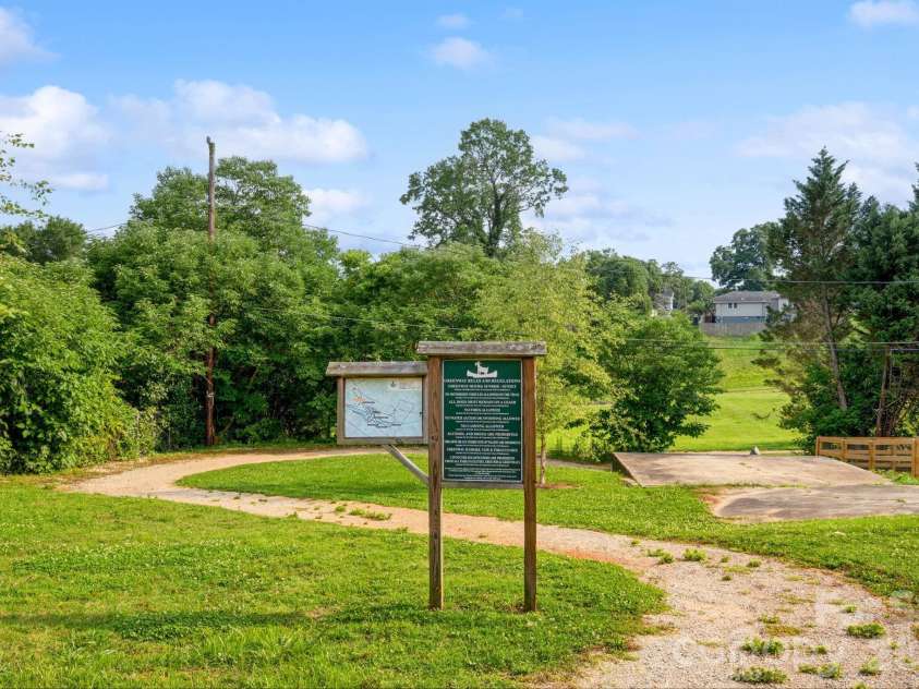 497 Washington Street, Cramerton, NC 28032.  MLS# CAR4391840, YatesRealty ID 29854. 