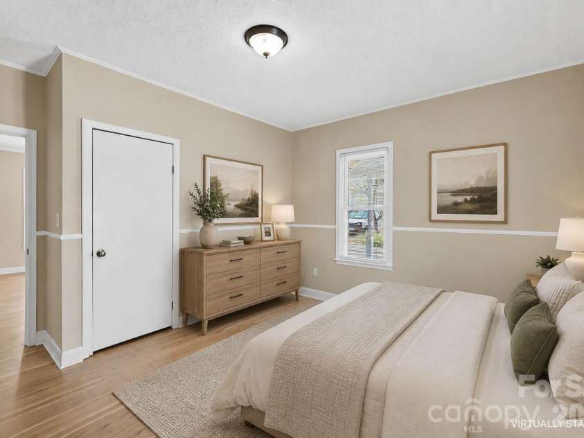 497 Washington Street, Cramerton, NC 28032.  MLS# CAR4391840, YatesRealty ID 29854. Virtually Staged