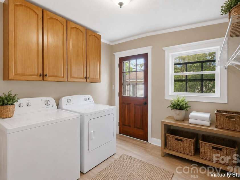 497 Washington Street, Cramerton, NC 28032.  MLS# CAR4391840, YatesRealty ID 29854. Virtually Staged