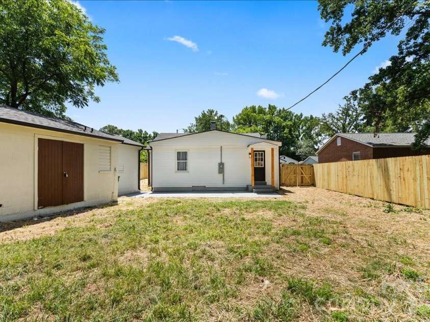 602 Clarinda Street, Rock Hill, SC 29730.  MLS# CAR4383107, YatesRealty ID 29855. 