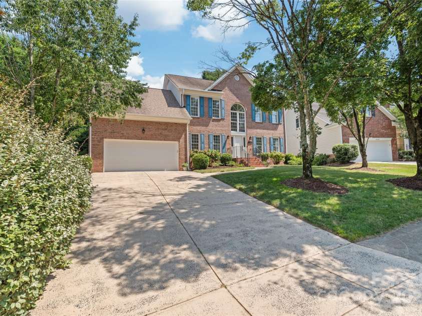 6533 Red Maple Drive, Charlotte, NC 28277.  MLS# CAR4287708, YatesRealty ID 29855. 