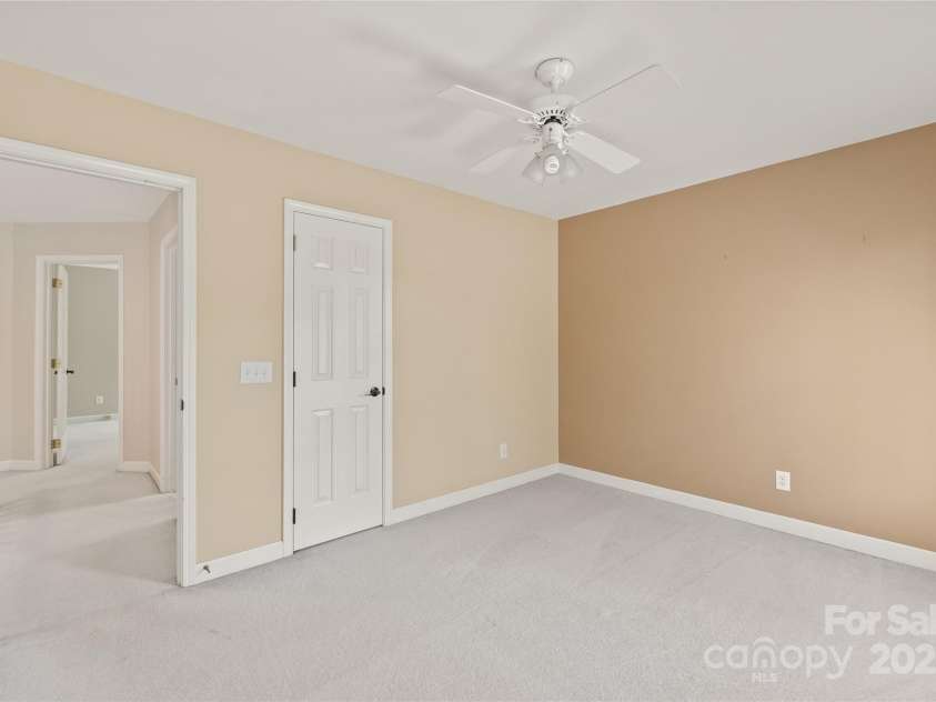 6533 Red Maple Drive, Charlotte, NC 28277.  MLS# CAR4287708, YatesRealty ID 29855. 