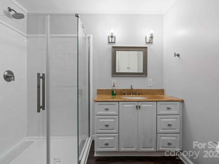 3498 Kanupp Drive, Newton, NC 28658.  MLS# CAR4283687, YatesRealty ID 29856. 