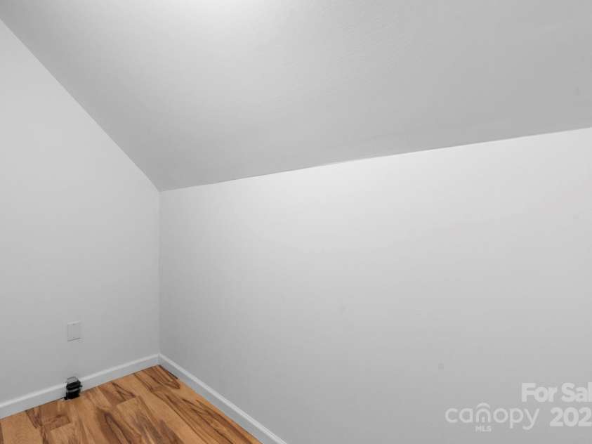 3498 Kanupp Drive, Newton, NC 28658.  MLS# CAR4283687, YatesRealty ID 29856. 