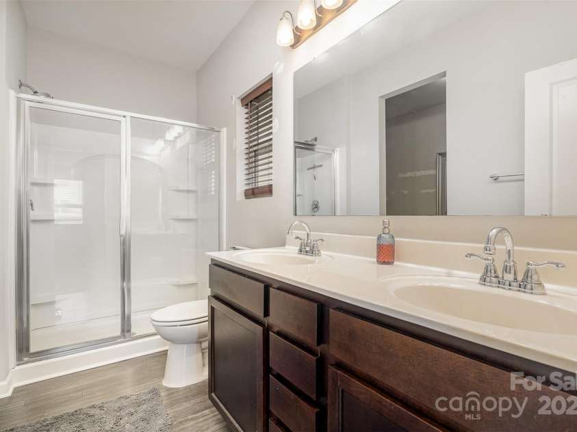 145 Hidden Lakes Road, Statesville, NC 28677.  MLS# CAR4282697, YatesRealty ID 29857. 