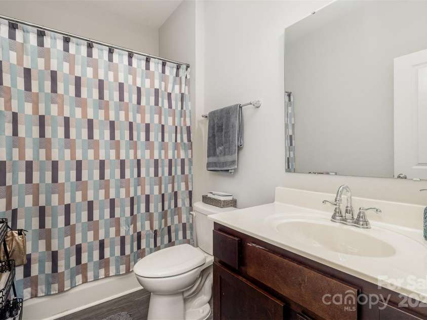 145 Hidden Lakes Road, Statesville, NC 28677.  MLS# CAR4282697, YatesRealty ID 29857. 