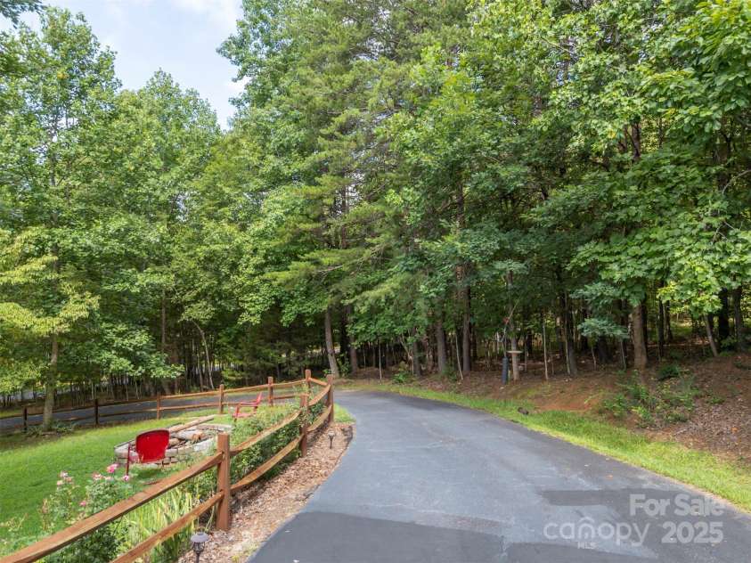 190 Observation Ridge, Rutherfordton, NC 28139.  MLS# CAR4281326, YatesRealty ID 29858. 