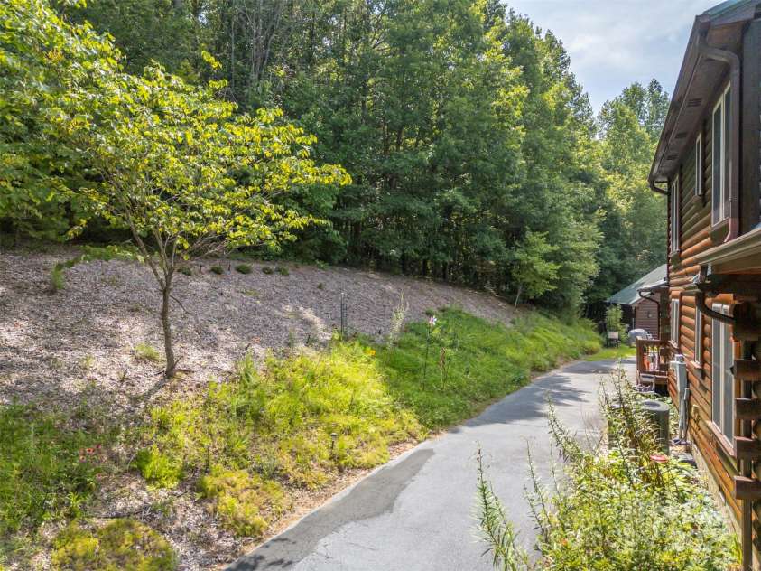 190 Observation Ridge, Rutherfordton, NC 28139.  MLS# CAR4281326, YatesRealty ID 29858. 