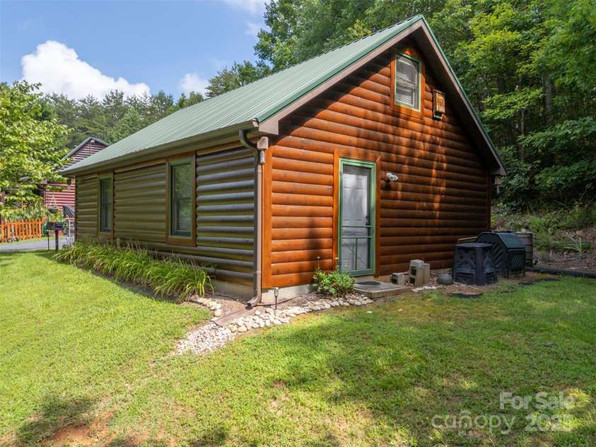 190 Observation Ridge, Rutherfordton, NC 28139.  MLS# CAR4281326, YatesRealty ID 29858. 