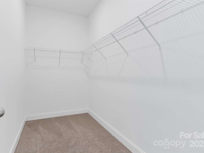 1801 Edgewater Drive, Conover, NC 28613.  MLS# CAR4278463, YatesRealty ID 29859. 