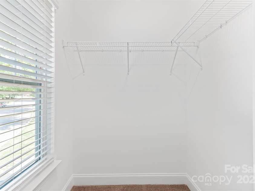 1801 Edgewater Drive, Conover, NC 28613.  MLS# CAR4278463, YatesRealty ID 29859. 