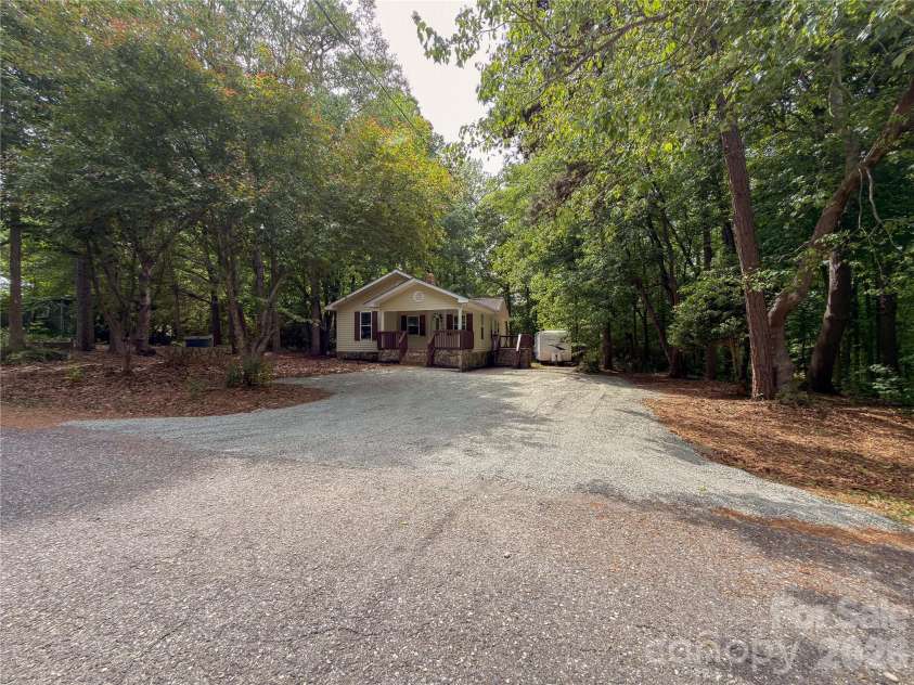 3910 Oakwood Circle, Iron Station, NC 28080.  MLS# CAR4378184, YatesRealty ID 29859. 