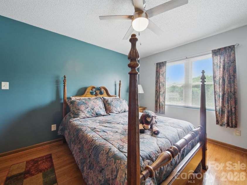 117 Pilots Ridge Drive, Bessemer City, NC 28016.  MLS# CAR4353869, YatesRealty ID 2986. 