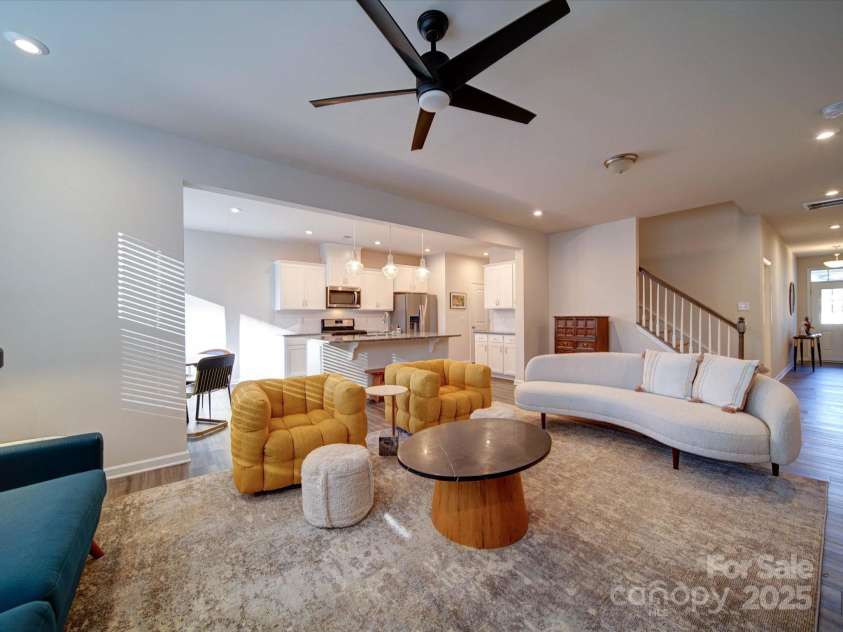 5028 Colline Court, Charlotte, NC 28216.  MLS# CAR4221799, YatesRealty ID 2986. 