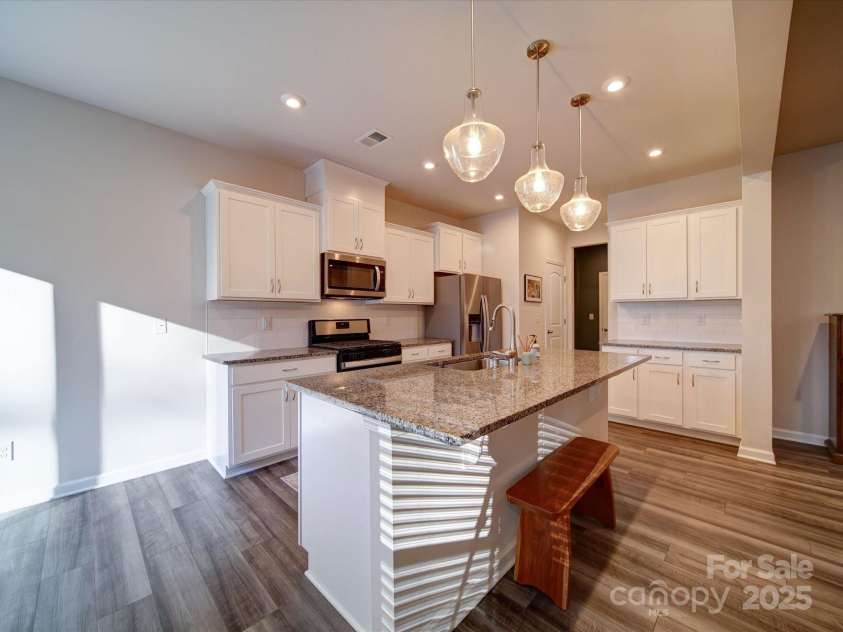 5028 Colline Court, Charlotte, NC 28216.  MLS# CAR4221799, YatesRealty ID 2986. 