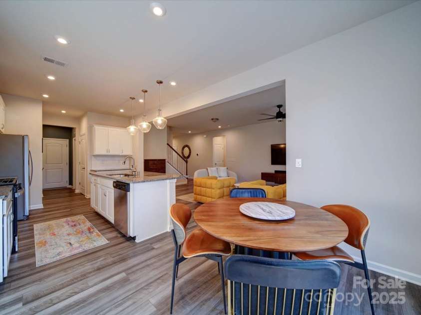 5028 Colline Court, Charlotte, NC 28216.  MLS# CAR4221799, YatesRealty ID 2986. 