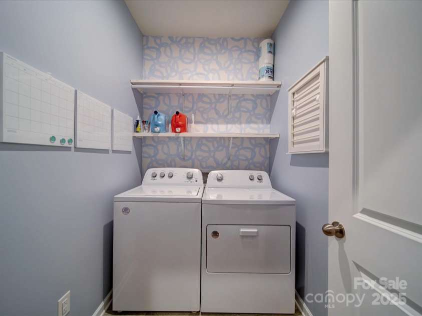 5028 Colline Court, Charlotte, NC 28216.  MLS# CAR4221799, YatesRealty ID 2986. Laundry