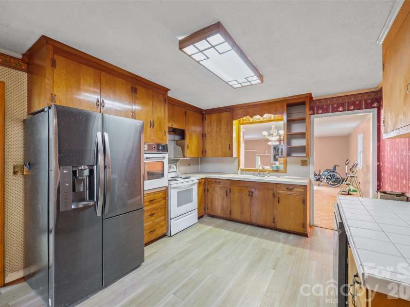 5323 New Hope Road, Belmont, NC 28012.  MLS# CAR4338697, YatesRealty ID 2986. 