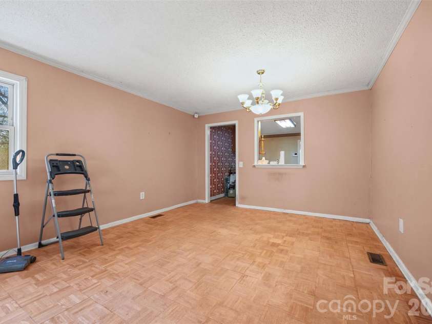 5323 New Hope Road, Belmont, NC 28012.  MLS# CAR4338697, YatesRealty ID 2986. 