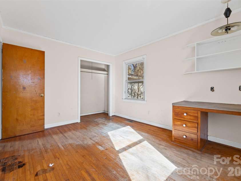 5323 New Hope Road, Belmont, NC 28012.  MLS# CAR4338697, YatesRealty ID 2986. 