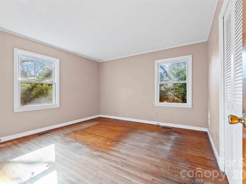 5323 New Hope Road, Belmont, NC 28012.  MLS# CAR4338697, YatesRealty ID 2986. 