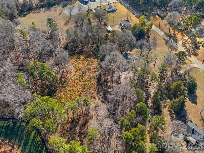 5323 New Hope Road, Belmont, NC 28012.  MLS# CAR4338697, YatesRealty ID 2986. 