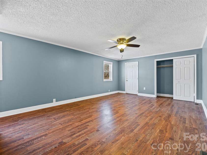 5323 New Hope Road, Belmont, NC 28012.  MLS# CAR4338697, YatesRealty ID 2986. Primary bedroom