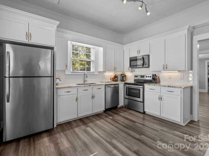 622 Elm Street, Marshville, NC 28103.  MLS# CAR4275809, YatesRealty ID 29860. 