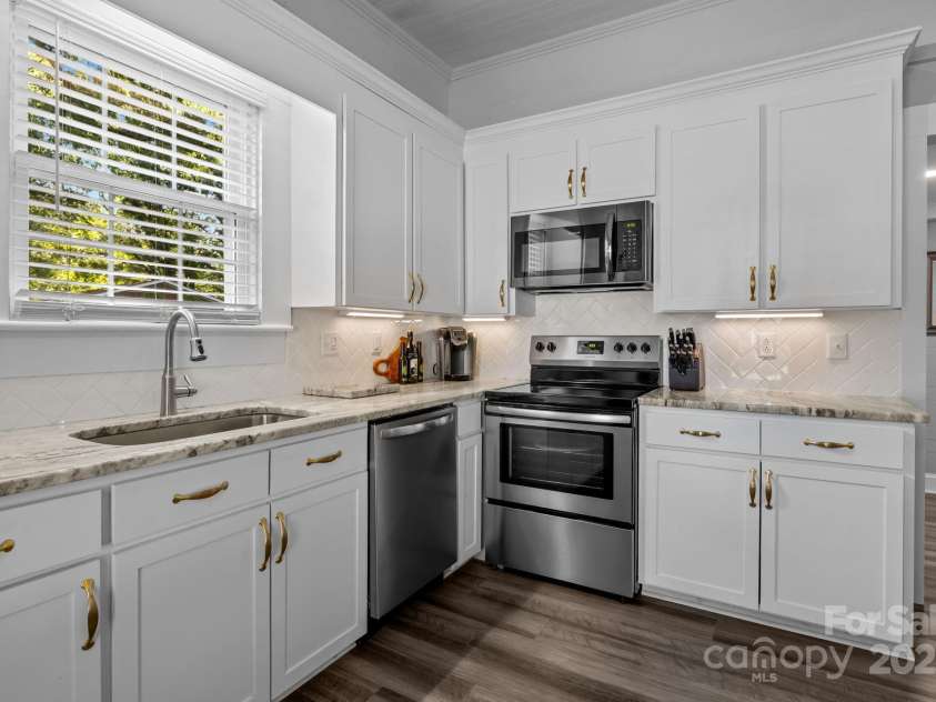 622 Elm Street, Marshville, NC 28103.  MLS# CAR4275809, YatesRealty ID 29860. 