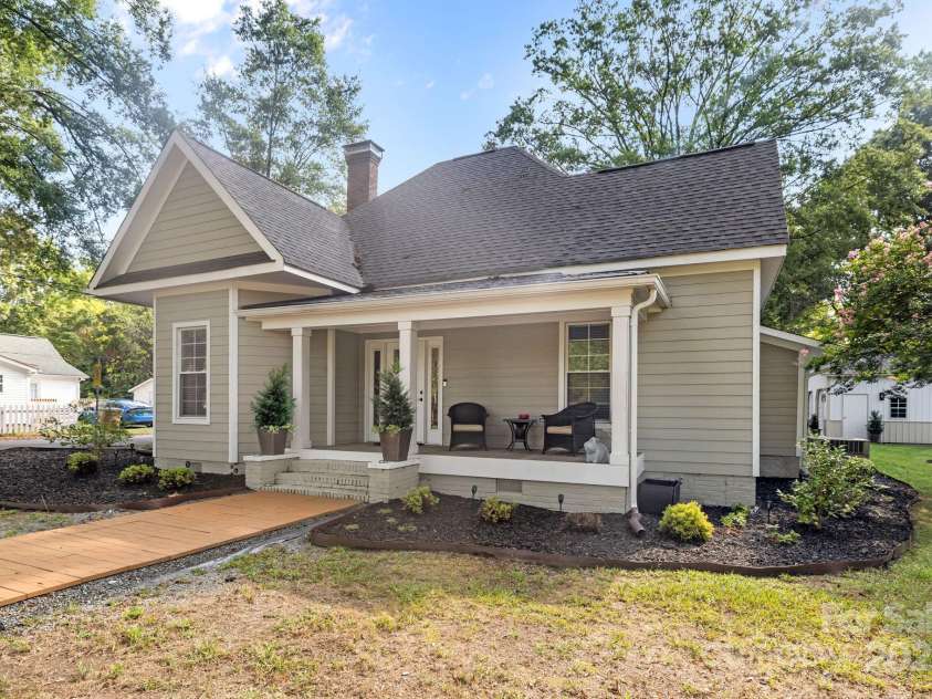 622 Elm Street, Marshville, NC 28103.  MLS# CAR4275809, YatesRealty ID 29860. 