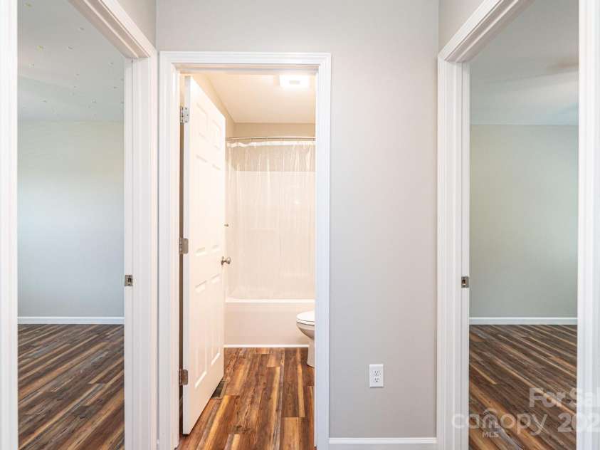 6091 Isaiah Court, Hickory, NC 28601.  MLS# CAR4286464, YatesRealty ID 29861. 