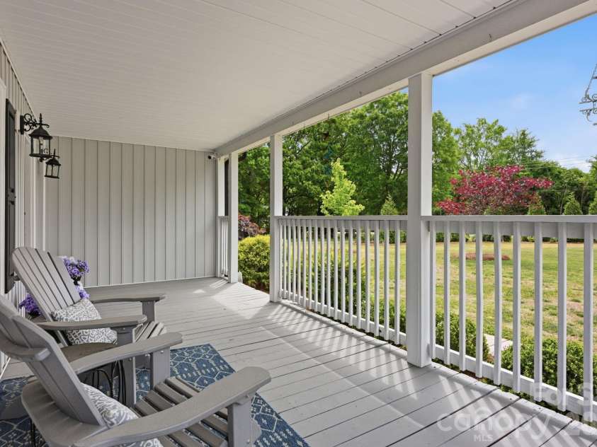 12109 Eastfield Road, Huntersville, NC 28078.  MLS# CAR4383207, YatesRealty ID 29862. 